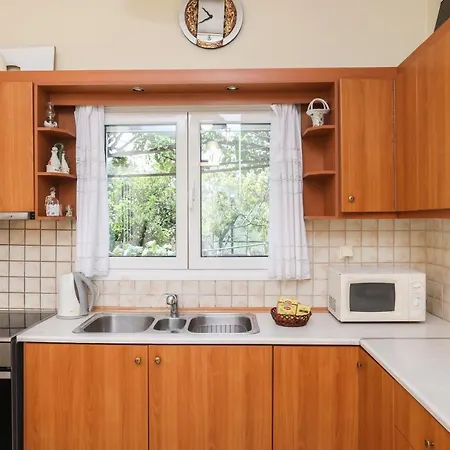 펜션 Natasha's 페라마