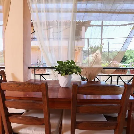 Prázdninový dům Natasha's Perama (Corfu)