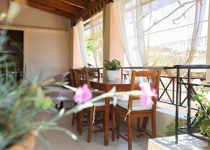 Natasha's Ferienhaus Perama (Corfu)